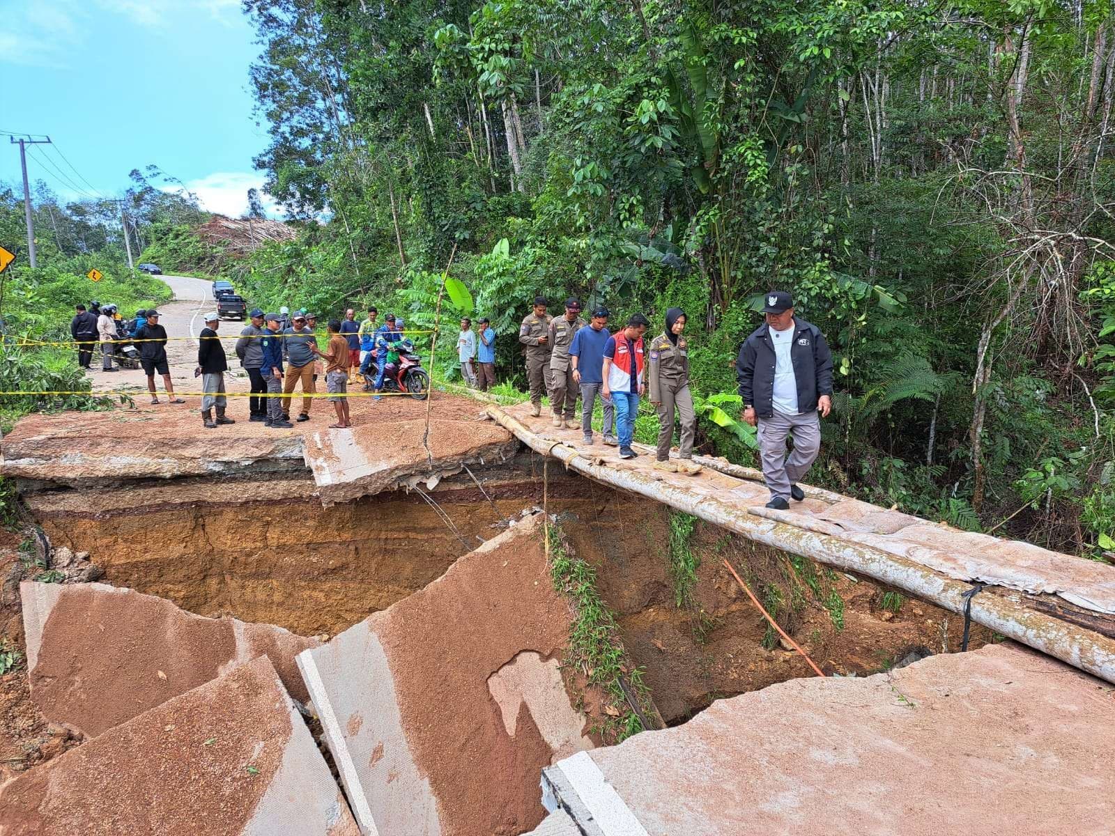 Ruas Jalan Poros Tanjung Redeb-Talisayan Kini Sudah Bisa Dilalui