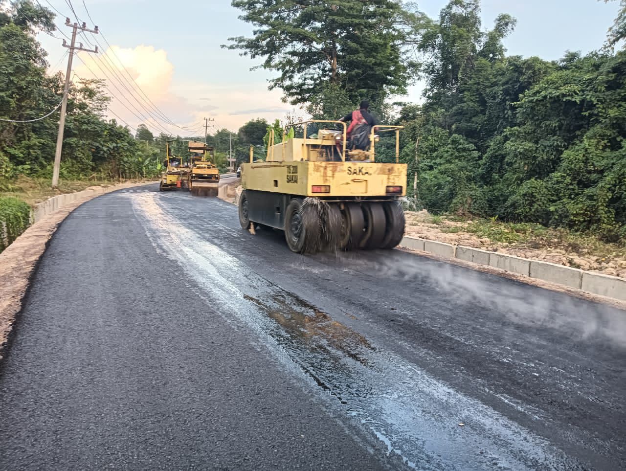 PPK DPUPR Berau Luruskan Informasi Proyek Jalan Mayang Mangurai II: “Biaya Rp22 Miliar Bukan untuk Satu Titik Saja”